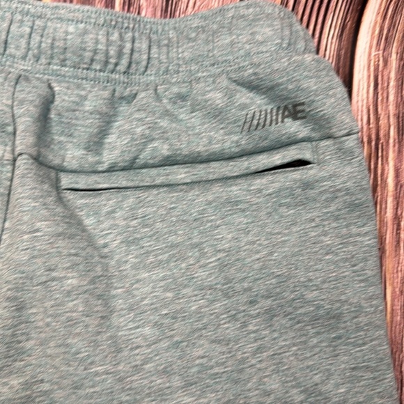 AEO Athletic Shorts- Size Small - Picture 3 of 8